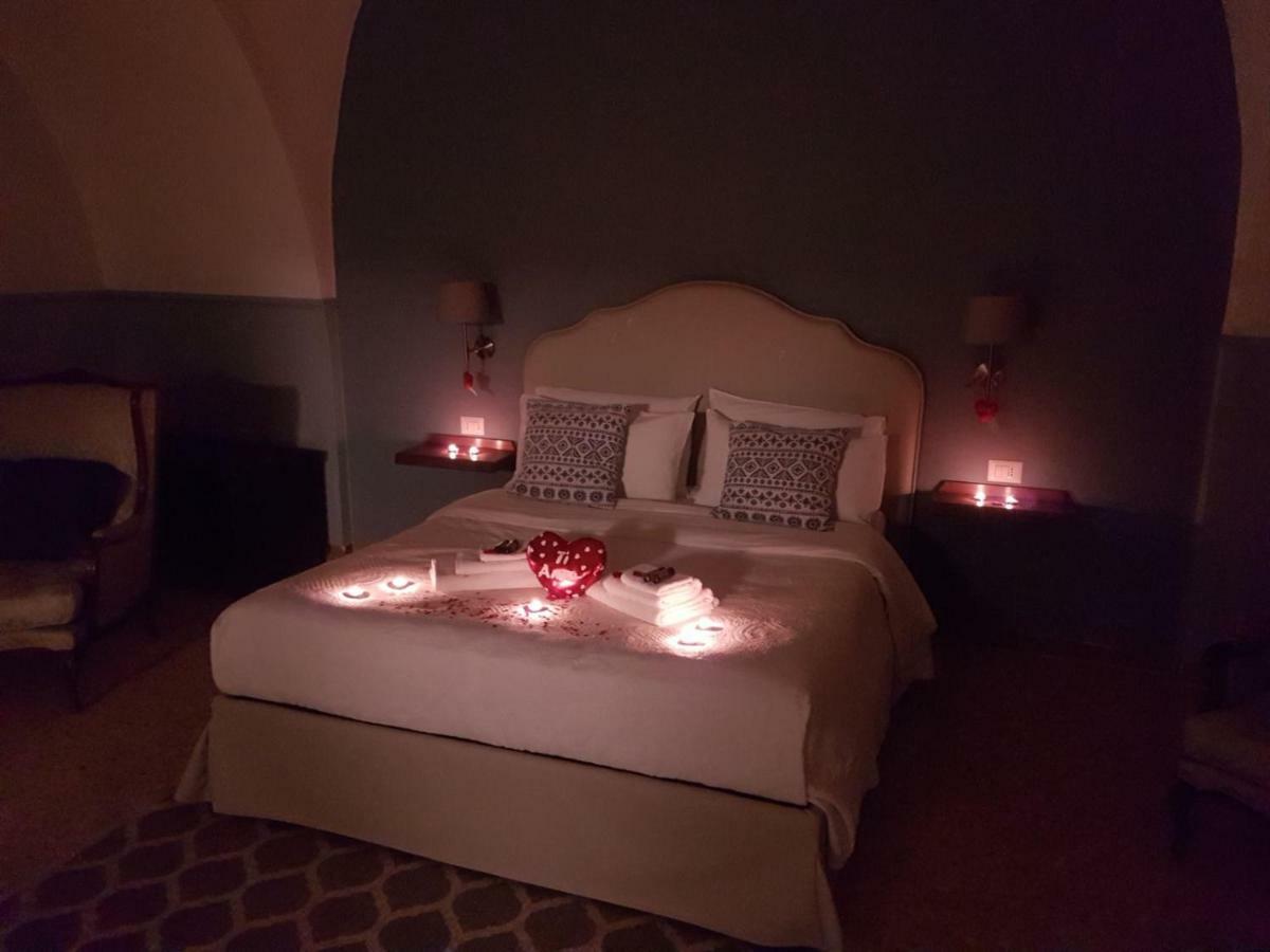 נאפולי Aragonese Luxury Rooms מראה חיצוני תמונה