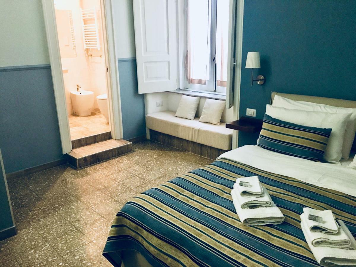 נאפולי Aragonese Luxury Rooms מראה חיצוני תמונה