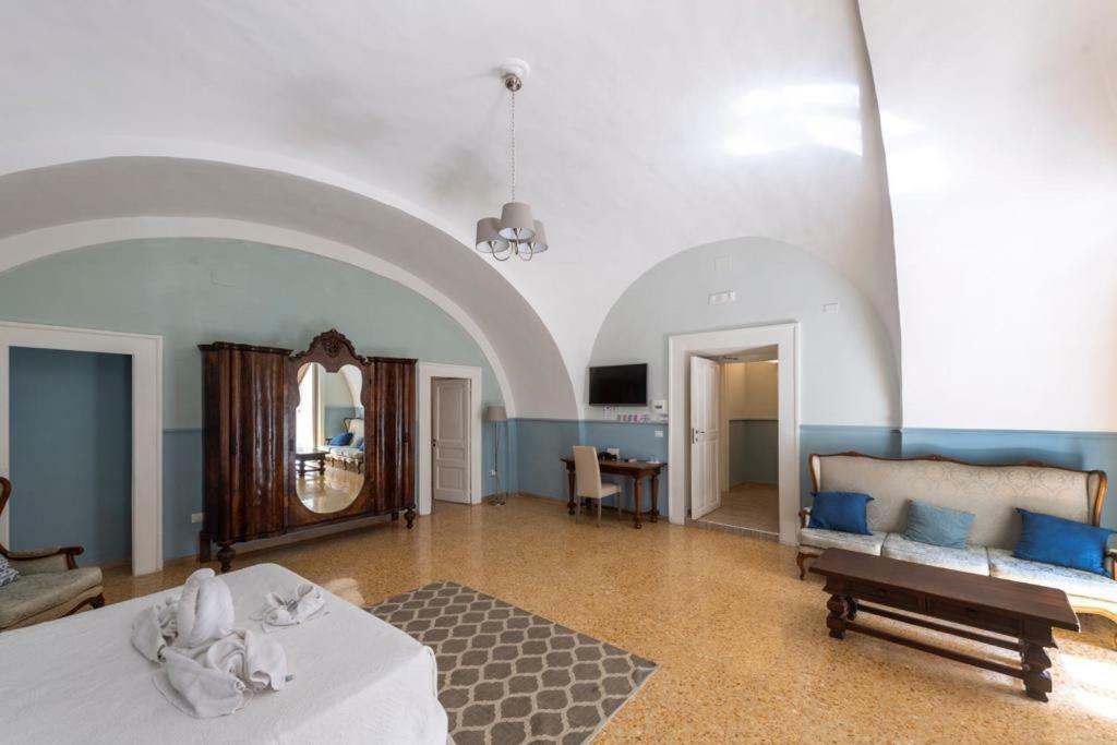 נאפולי Aragonese Luxury Rooms מראה חיצוני תמונה