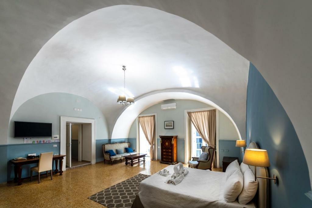 נאפולי Aragonese Luxury Rooms מראה חיצוני תמונה