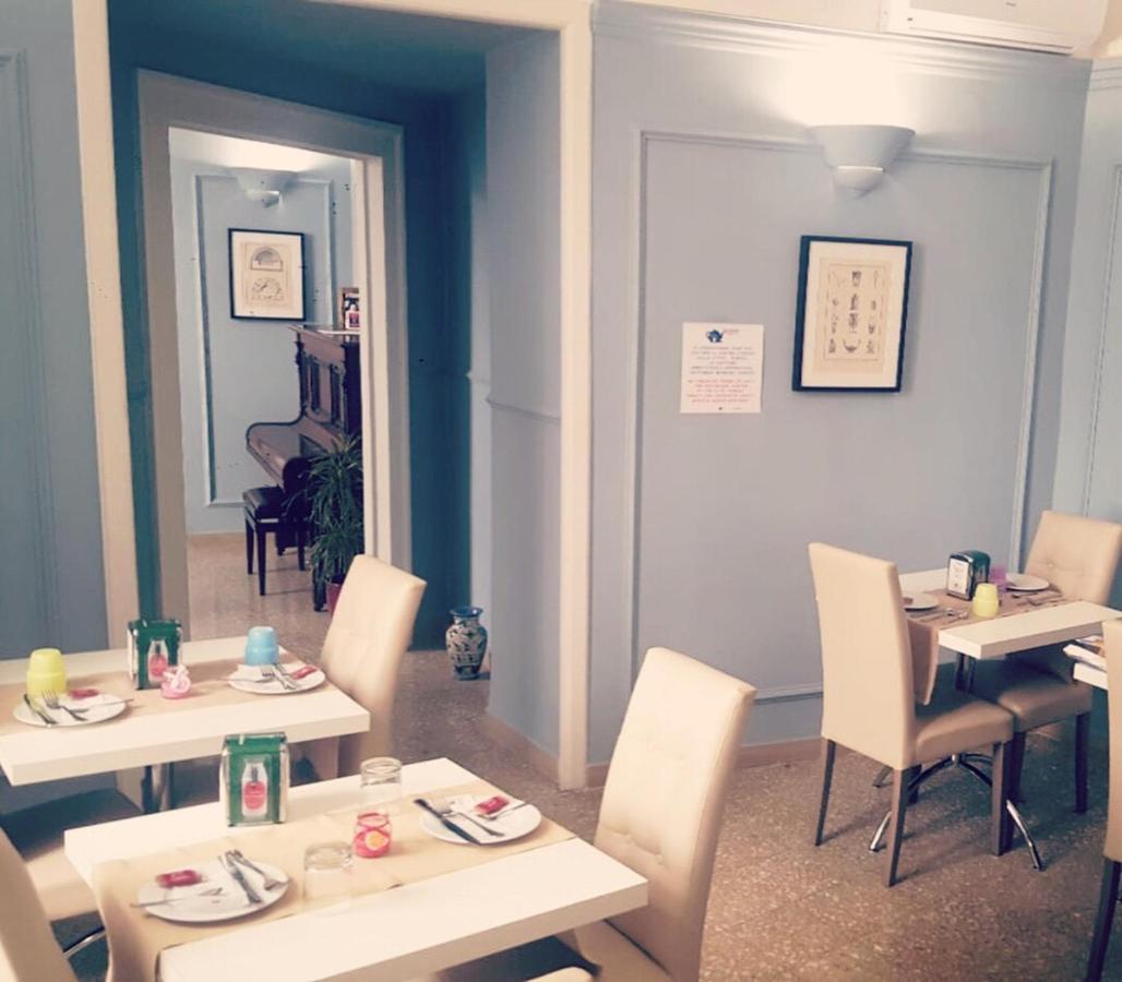 נאפולי Aragonese Luxury Rooms מראה חיצוני תמונה
